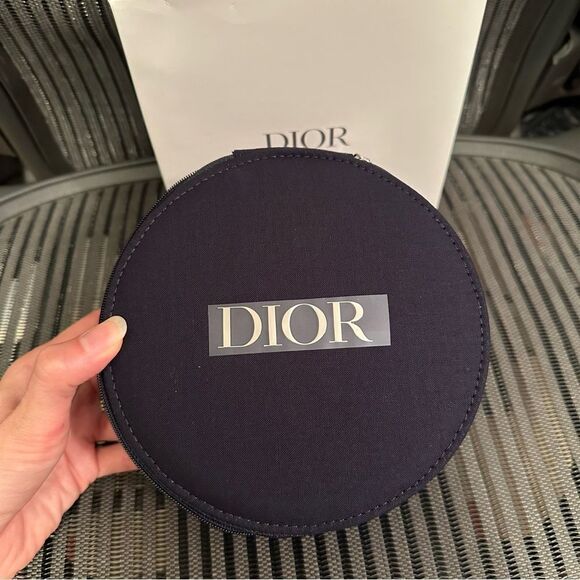 New Dior Navy Zip Vanity Case + #17 Retractable Blush Brush - Picture 2 of 11